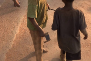 Street children begging in Huye Town as authorities urge families to take responsibility