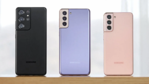 Samsung smartphones showcasing Gemini AI features during a technology presentation