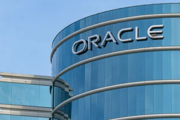 Oracle Plans Major Layoffs as Heavy AI Data Center